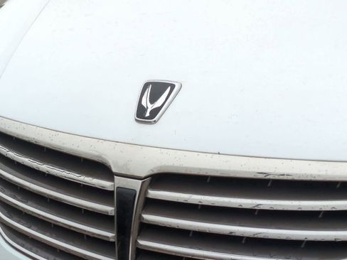 Used 2014 Hyundai Equus Signature image 12