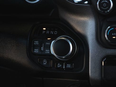 Used 2022 RAM 1500 Big Horn w/ Built-to-serve Edition image 28