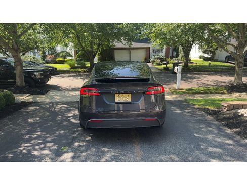 Used 2025 Tesla Model X AWD/4WD image 6