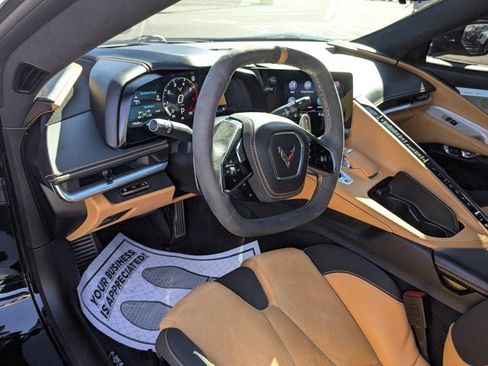 Used 2023 Chevrolet Corvette Stingray Premium Conv w/ Z51 Performance Package image 13