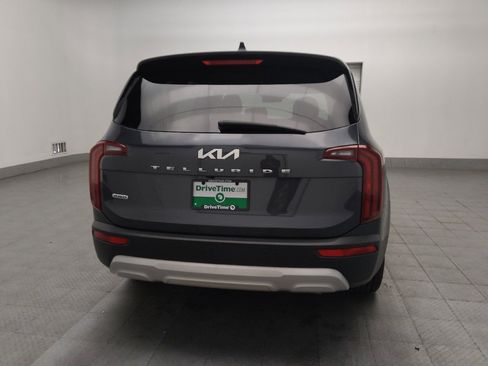 Used 2022 Kia Telluride LX AWD/4WD image 7