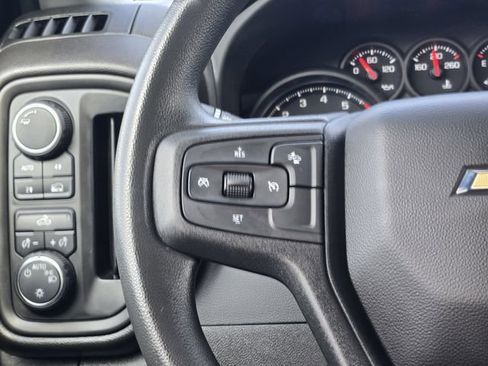 Used 2023 Chevrolet Silverado 1500 Custom AWD/4WD image 28
