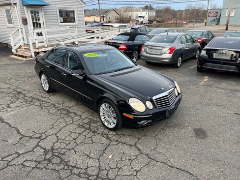 Used 2008 Mercedes-Benz E 350 4MATIC Sedan image 9