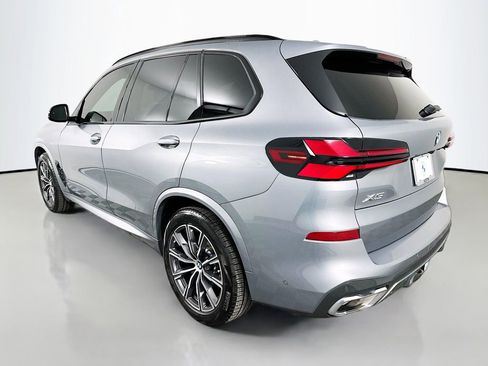 Used 2025 BMW X5 sDrive40i w/ Executive Package RWD image 7