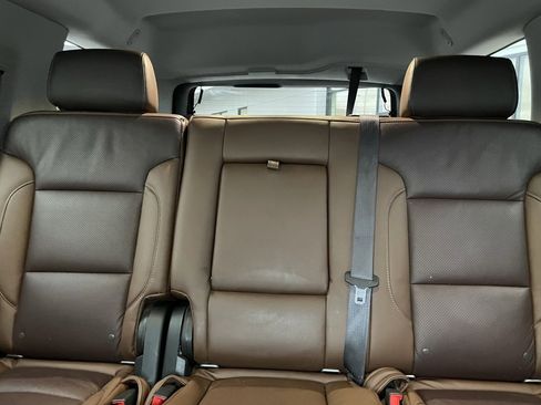 Used 2016 GMC Yukon SLE w/ Convenience Package image 22