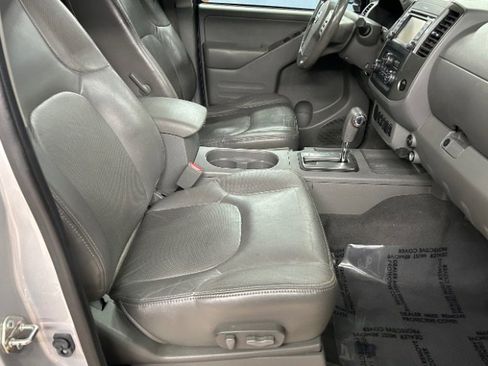 Used 2019 Nissan Frontier SL image 13