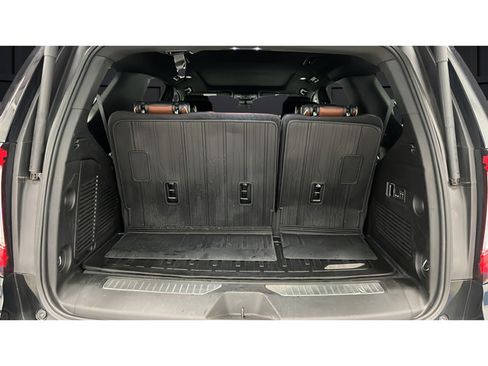 Used 2023 GMC Yukon Denali Ultimate AWD/4WD image 27