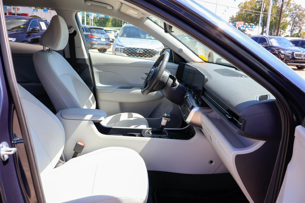 Certified 2026 Hyundai Kona SEL Sport FWD image 8
