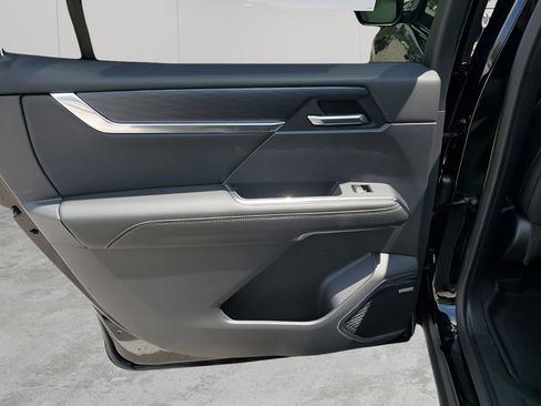 New 2026 GMC Acadia Elevation w/ Black Edition image 17