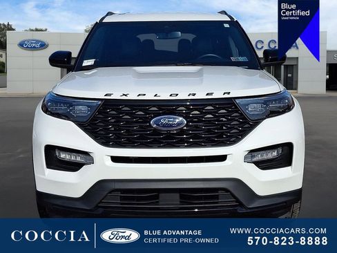 Certified 2022 Ford Explorer ST-Line w/ Class IV Trailer Tow Package image 2