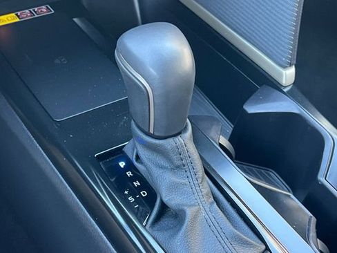 Used 2025 Toyota Camry SE FWD image 23