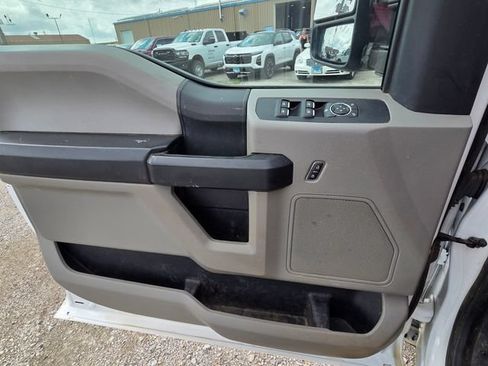 Used 2021 Ford F250 XL w/ Power Equipment Group RWD image 10