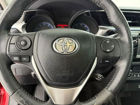 Used 2014 Toyota Corolla S image 11