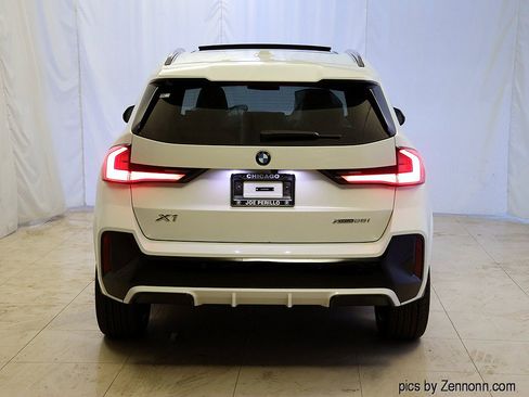 Used 2027 BMW X1 xDrive28i AWD/4WD image 7