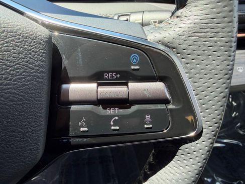 Used 2023 Nissan Ariya FWD image 18