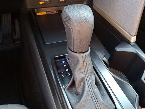 Used 2025 Toyota Camry LE AWD/4WD image 16