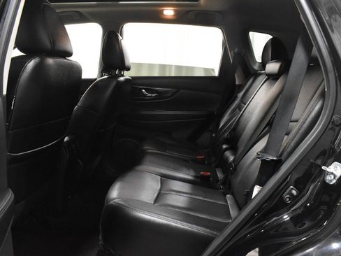 Used 2020 Nissan Rogue SL w/ Premium Package FWD image 8