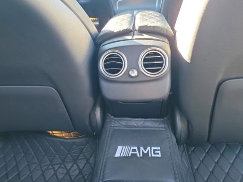 Used 2020 Mercedes-Benz C 300 Sedan image 17