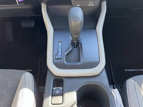 Used 2025 Subaru Forester Base w/ Convenience Package #1 image 15