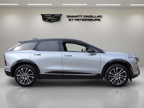 New 2026 Cadillac Optiq Sport 1 image 6