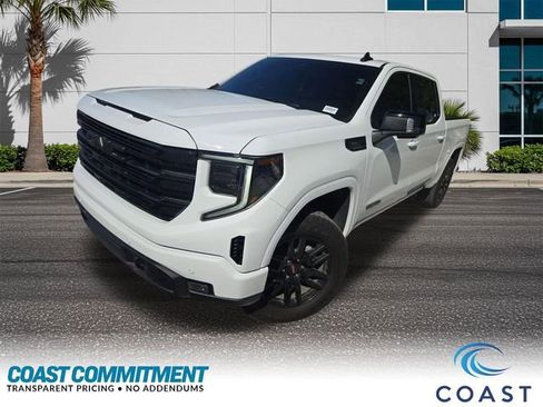 Used 2025 GMC Sierra 1500 Elevation w/ Elevation Premium Package image 2