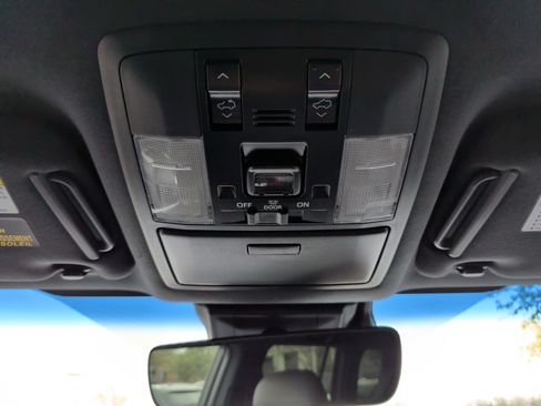 Used 2022 Lexus GX 460 Premium image 31