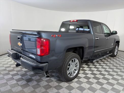 Used 2018 Chevrolet Silverado 1500 High Country AWD/4WD image 7