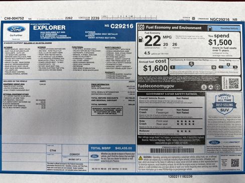 Used 2022 Ford Explorer XLT w/ Equipment Group 202A image 27