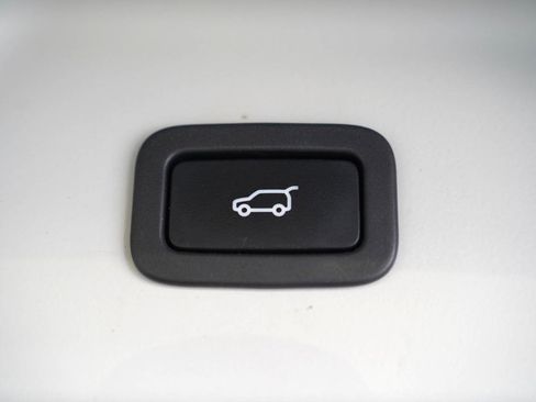 Used 2018 Land Rover Range Rover Supercharged image 37