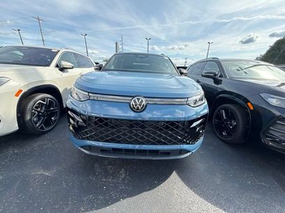 New 2026 Volkswagen Tiguan SE R-Line