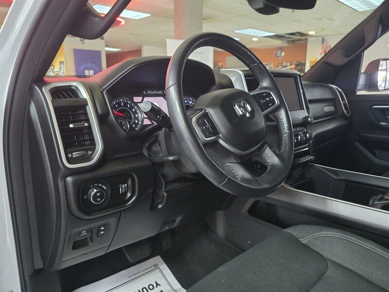 Used 2020 RAM 1500 Big Horn AWD/4WD image 8