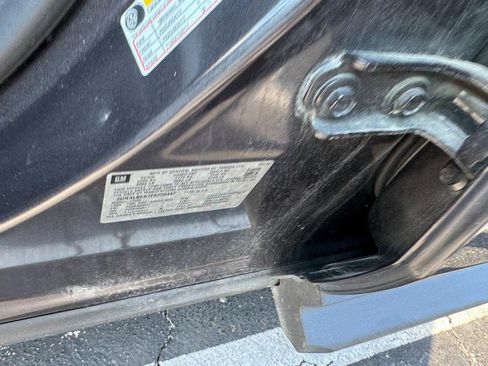 Used 2015 Chevrolet Equinox LT w/ Driver Convenience Package image 22