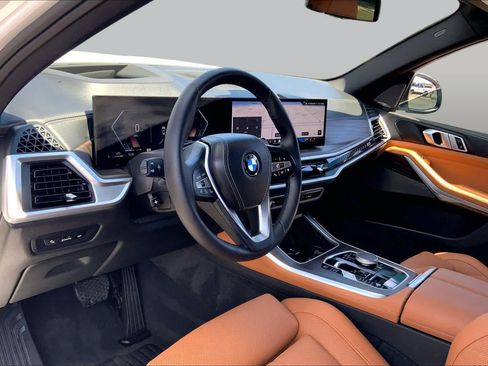 Used 2024 BMW X5 xDrive40i w/ Premium Package AWD/4WD image 17