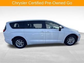 Certified 2023 Chrysler Pacifica Touring-L FWD video 2