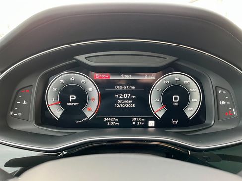 Used 2022 Audi Q8 Prestige image 19