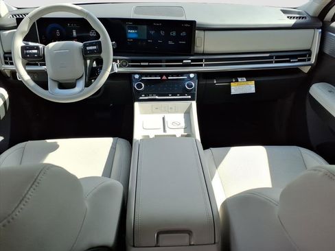 Used 2026 Hyundai Santa Fe SEL image 6