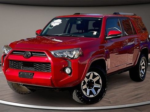 Used 2020 Toyota 4Runner SR5 image 1
