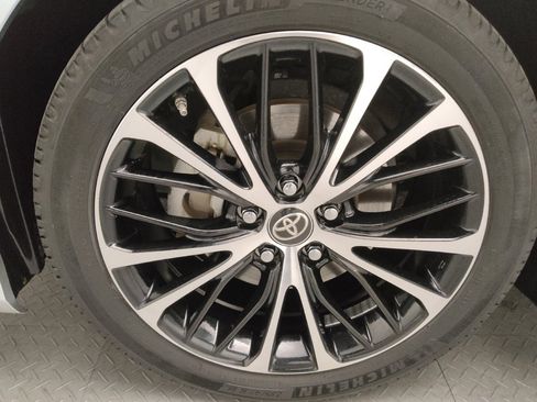 Used 2022 Toyota Camry LE image 31