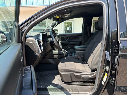 Used 2024 GMC Canyon Elevation w/ Trailering Package RWD image 10