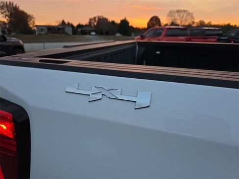 Certified 2022 GMC Sierra 1500 Pro image 32