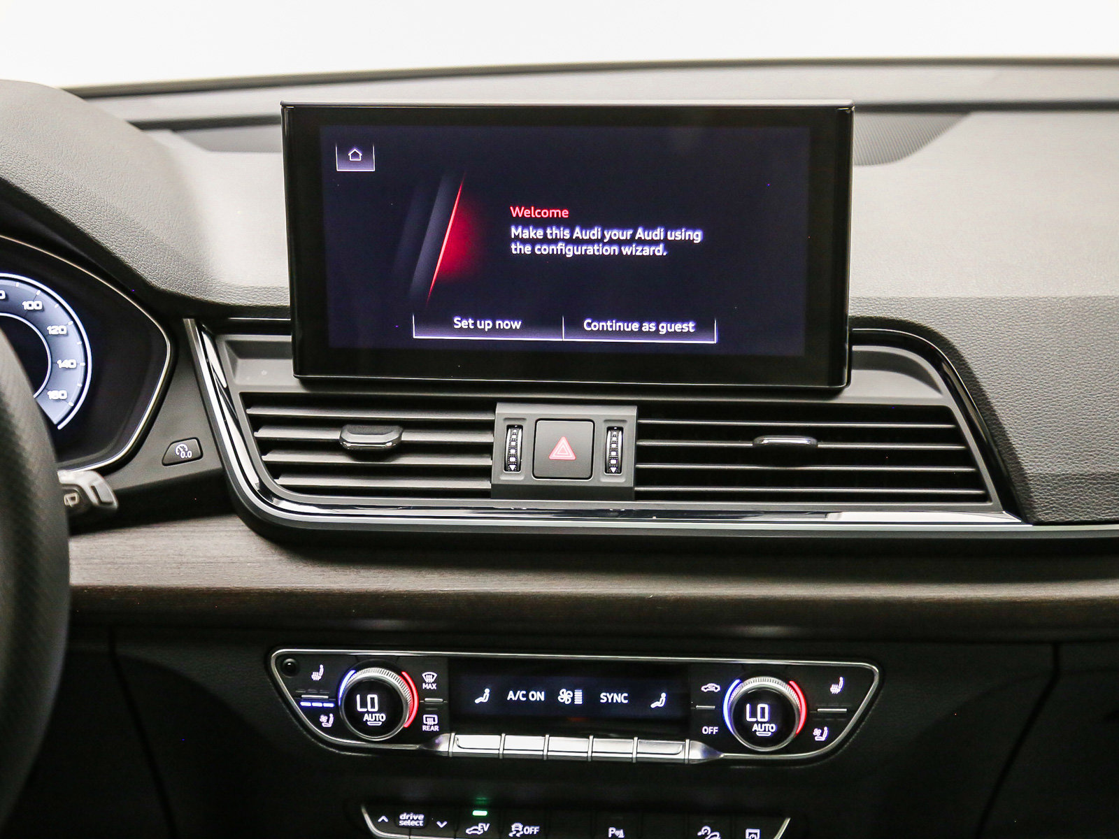 Certified 2024 Audi Q5 e Premium Plus w/ Premium Plus Package AWD/4WD image 14