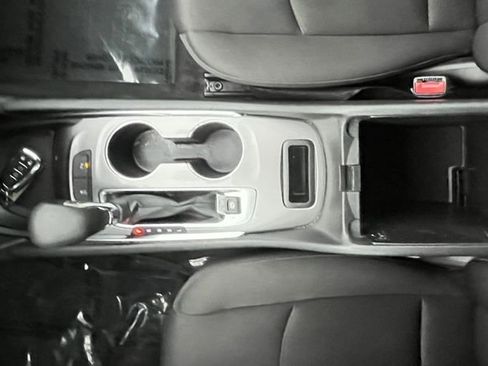 Certified 2024 Chevrolet Malibu LT image 16