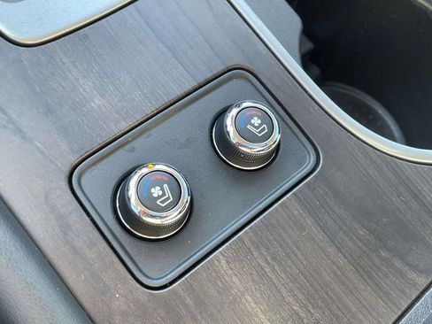 Used 2021 Nissan Murano Platinum w/ Cargo Package image 25