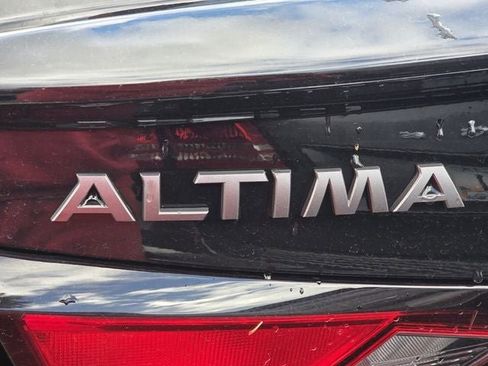 Used 2023 Nissan Altima 2.5 SR image 30