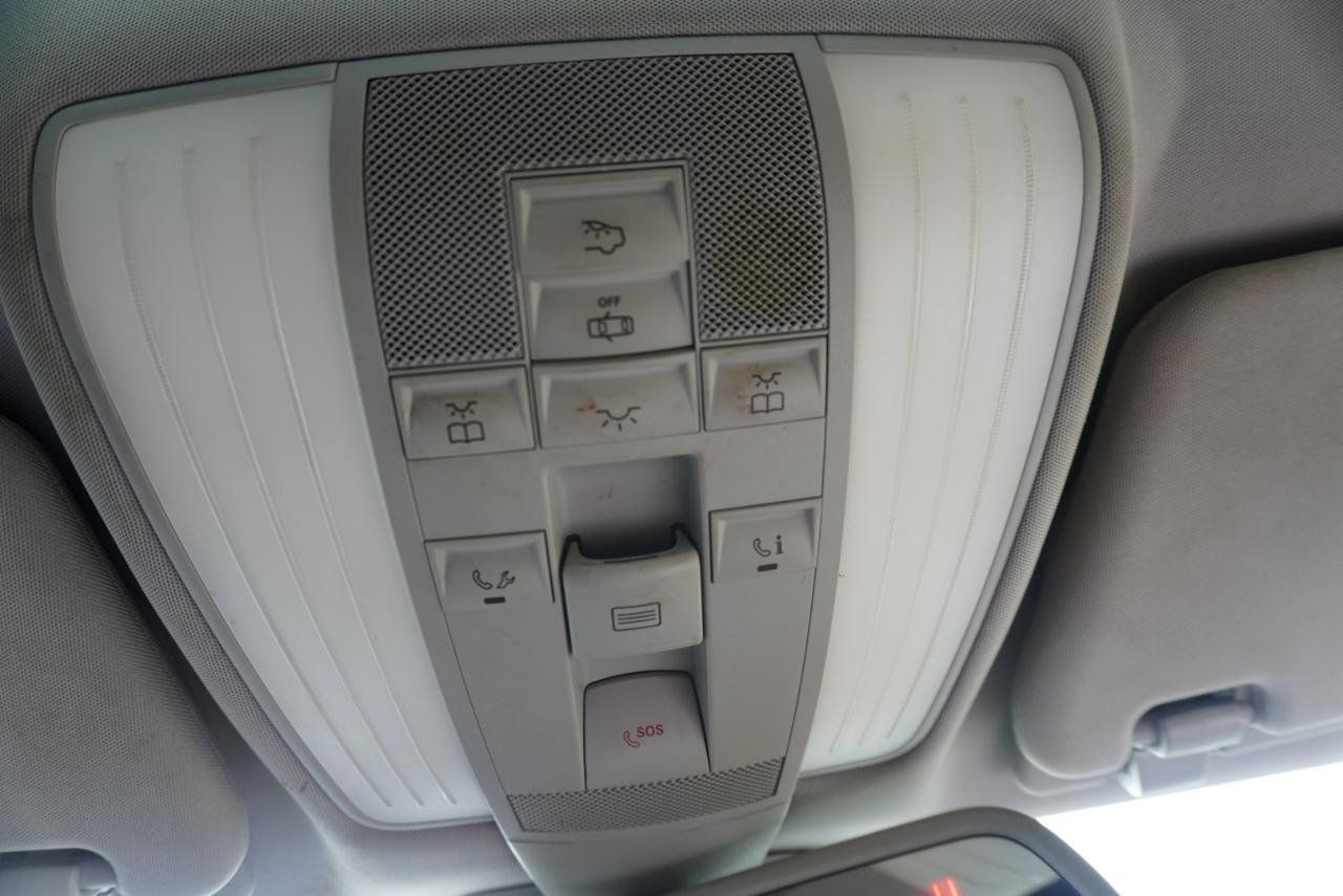 Used 2011 Mercedes-Benz E 350 4MATIC Sedan image 26