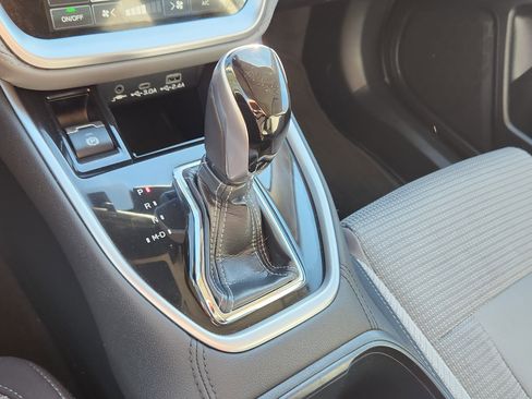 Used 2023 Subaru Outback Premium image 24