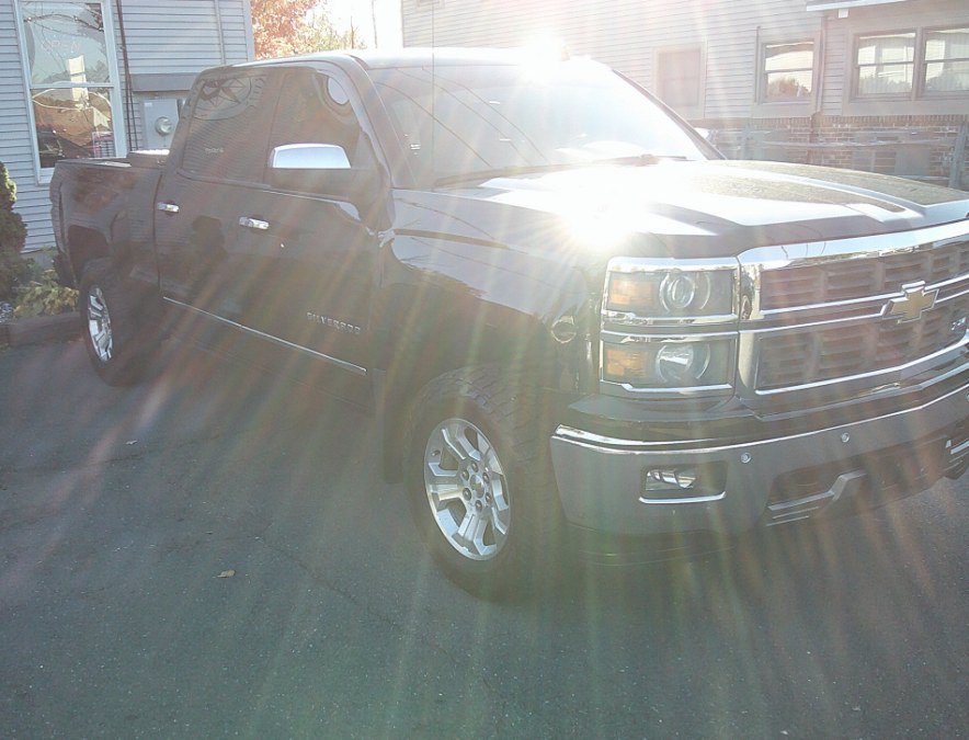 Used 2014 Chevrolet Silverado 1500 LTZ Z71 w/ LTZ Plus Package AWD/4WD image 4