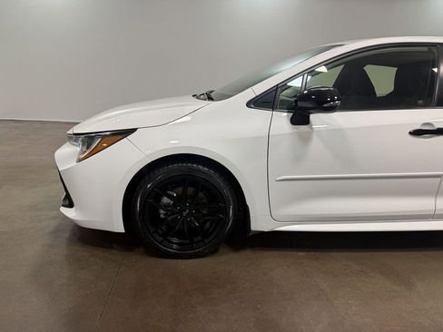 Used 2021 Toyota Corolla SE image 40