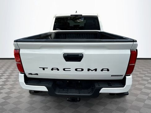 Used 2024 Toyota Tacoma TRD Sport image 7