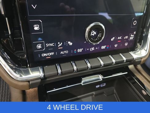 Used 2025 GMC Yukon Denali Ultimate AWD/4WD image 23